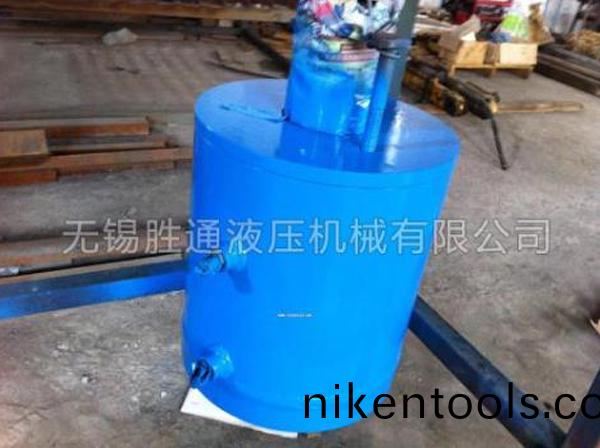 冶(ye)金設(she)備(bei)液壓油缸